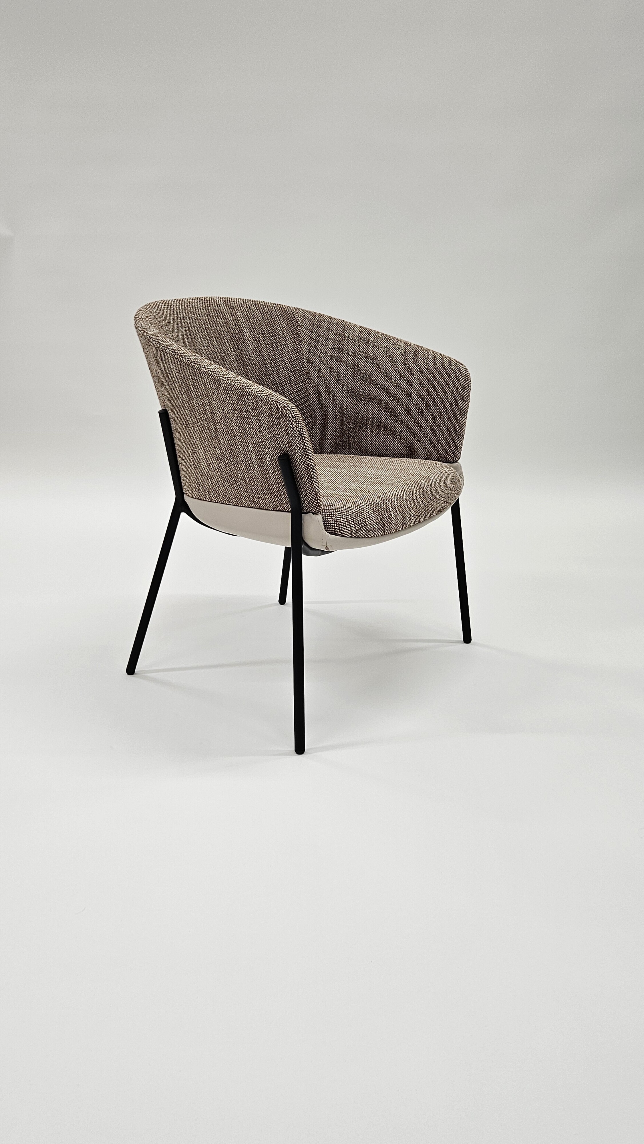 Lilah Chair 2